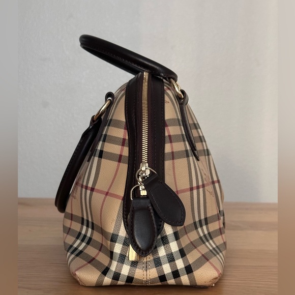 Burberry alma style (dome) bag - Picture 4 of 16